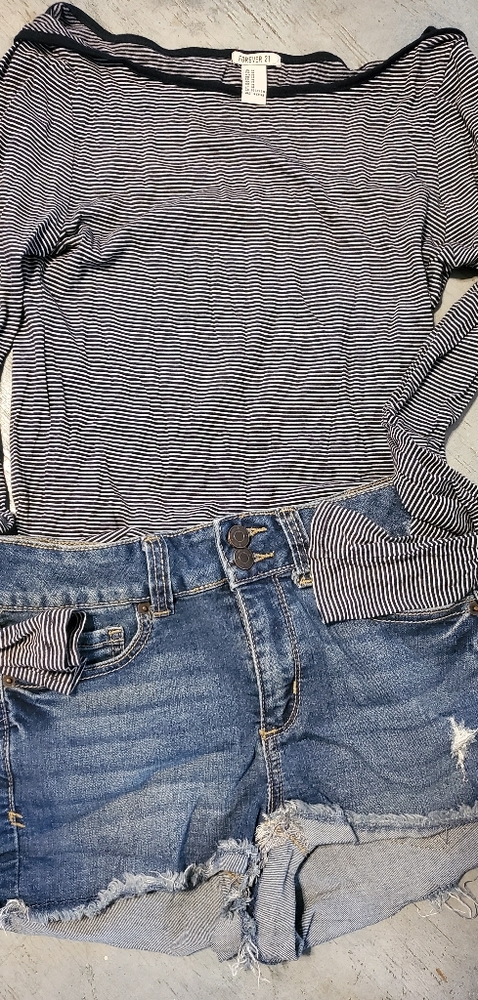Spring or Fall Outfit - Picture 3 of 3